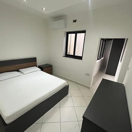Апартаменты Penthouse Victoria *