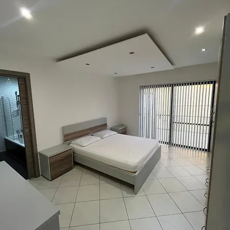 Penthouse Victoria Għajn il-Kbira
